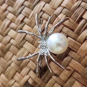 SPIDER Brooch Necklace Combo Simulated Pearl Gold BRB